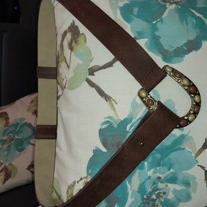 CHICOS  brown ornamental belt.  Sz medium, 34 inches